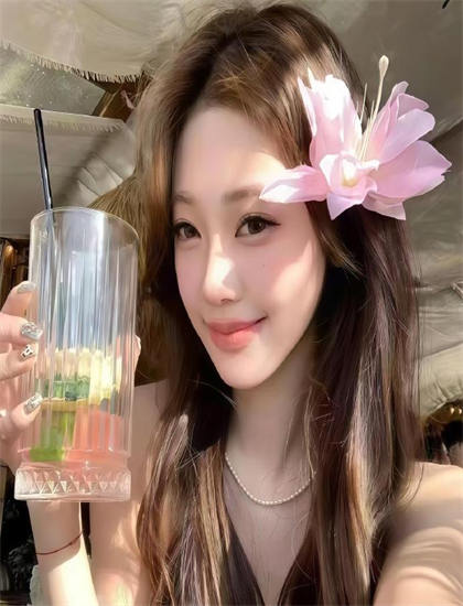 王强演讲视频-快乐的小鸡 电影